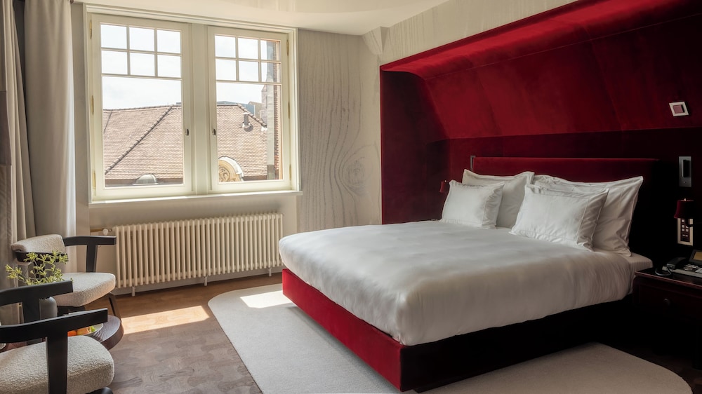 Room, 1 King Bed (City, Blumenrain 2) photo 1