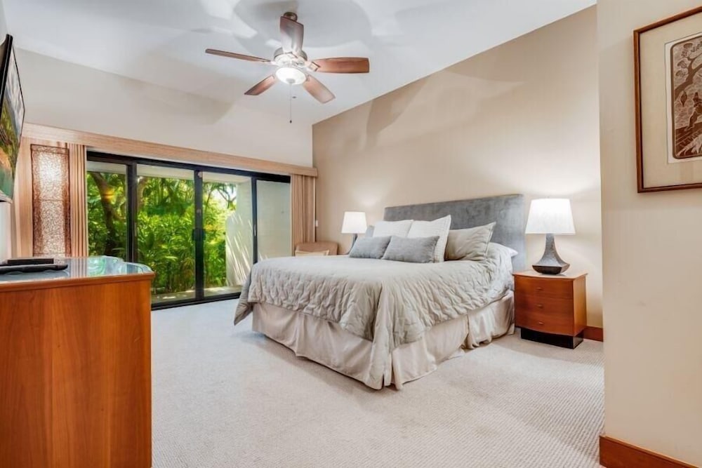 Condo, 2 Bedrooms
