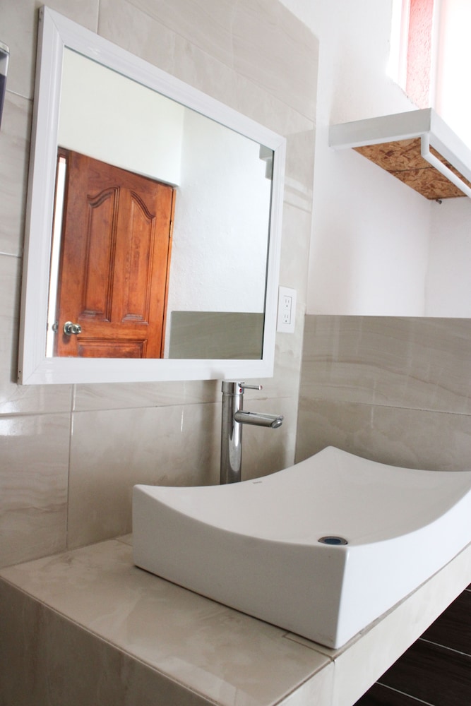 Superior Double Room, 1 King Bed, Garden Area photo 2