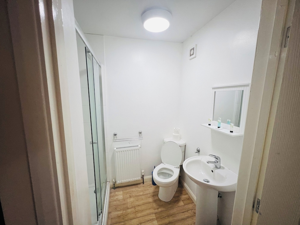 Double Room - Photo 15