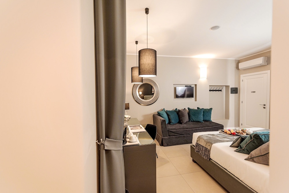 Deluxe Double Room, Non Smoking photo 3
