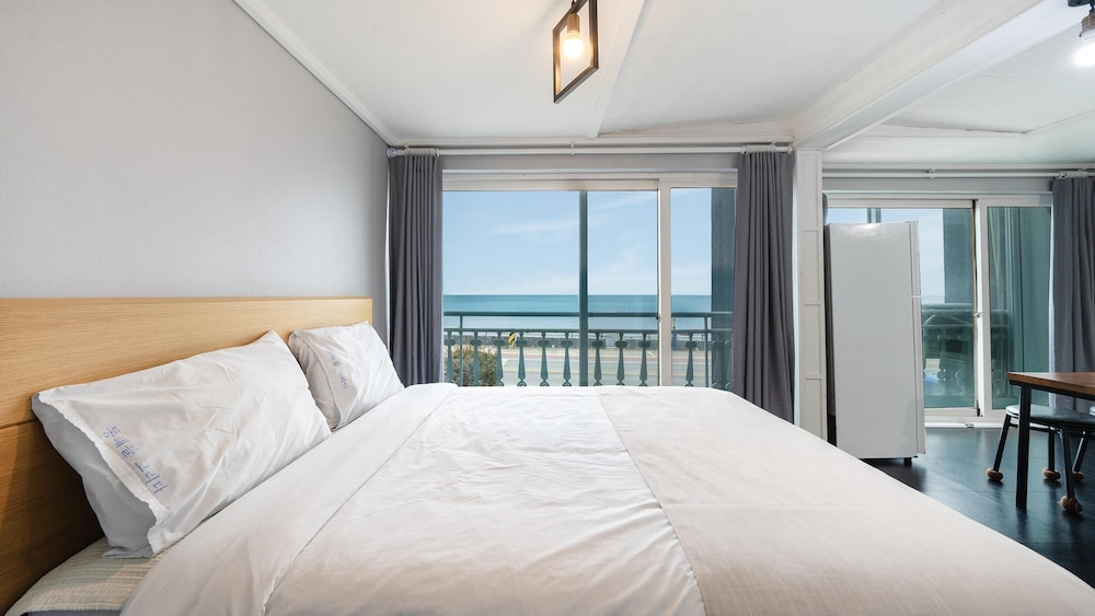 Basic Room, 1 Bedroom (202) - Photo 7
