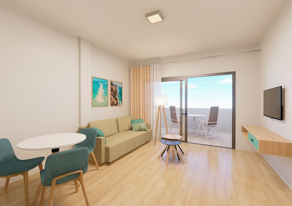 Premium Apartment, 1 Bedroom, Balcony (3 Adults) - Photo 3