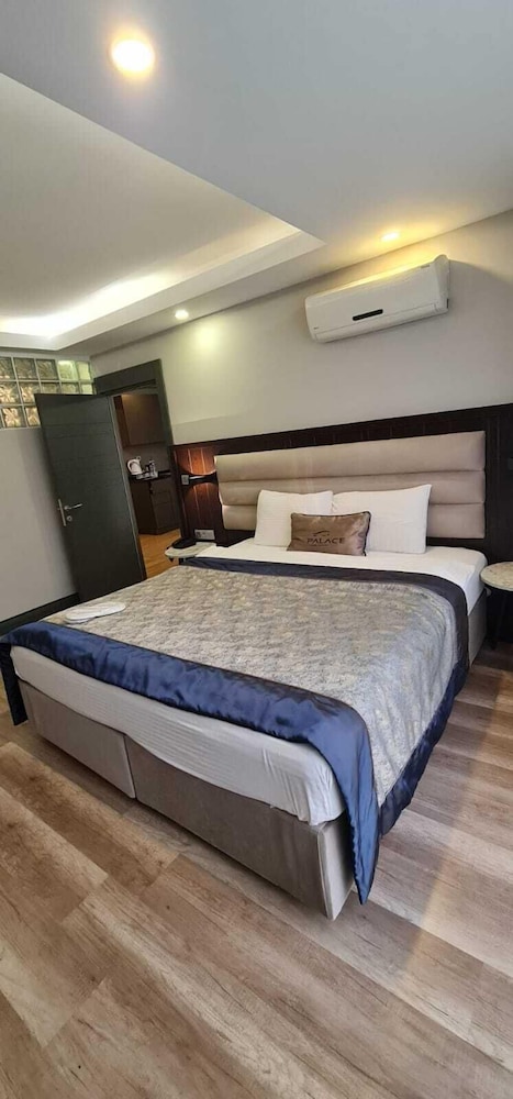 Two-Bedroom Suite photo 1