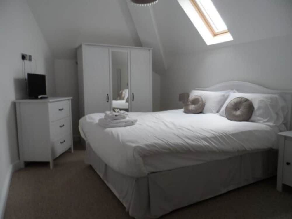 Room, 1 Bedroom photo 2