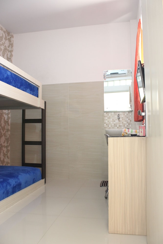 Standard Room photo 1