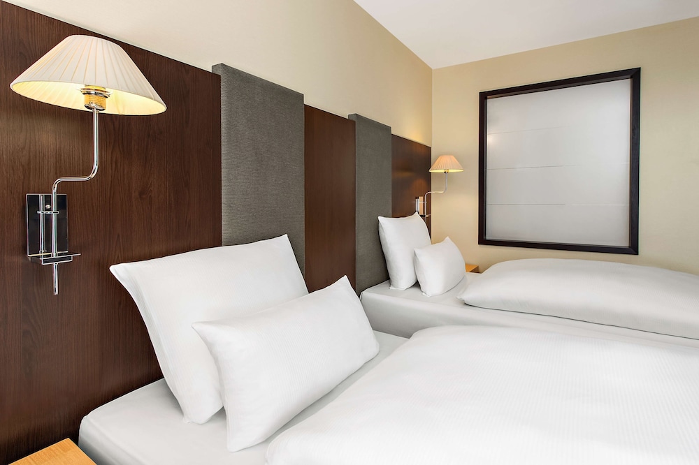Standard Room - Photo 7