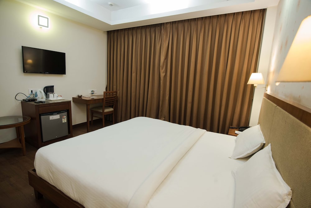 Deluxe Room - Photo 2