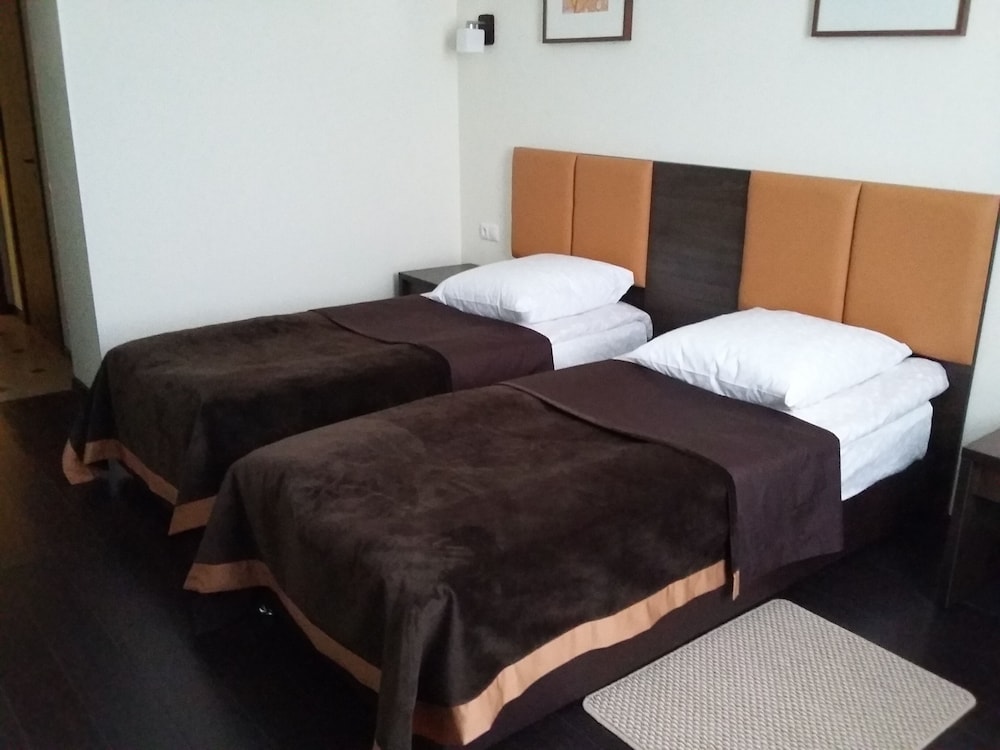 Standard Twin Room photo 1