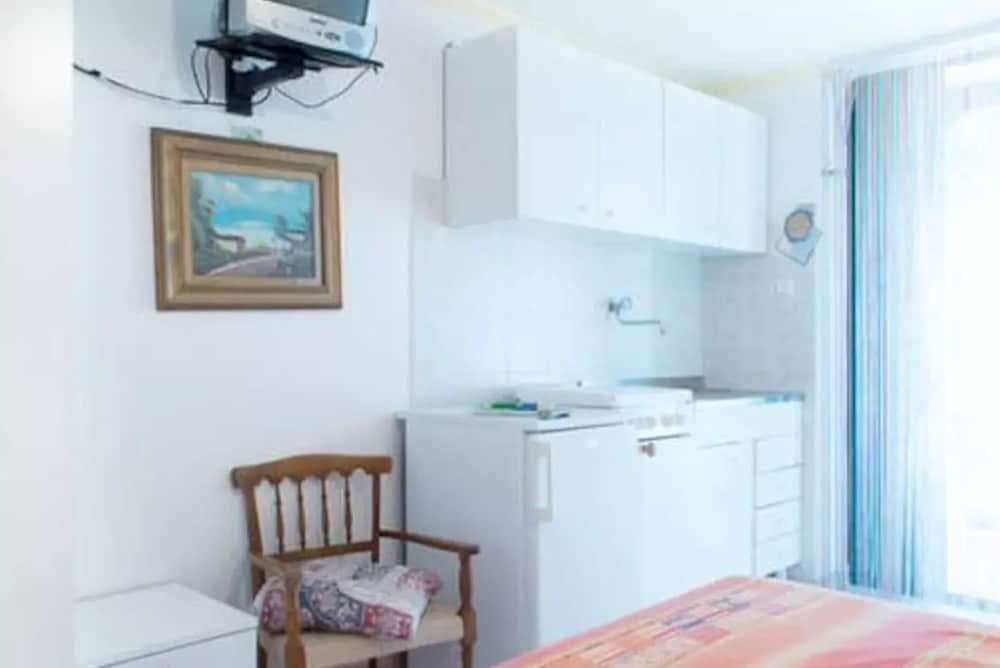 Studio, Sea View photo 2