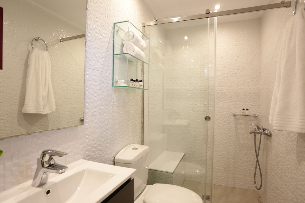 Deluxe Triple Room, Sea View photo 2