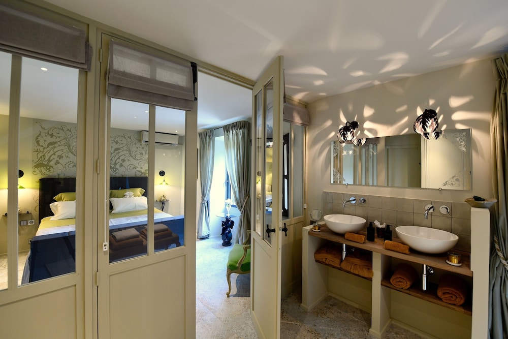 Luxury Double Room, Ensuite (1ére Étage ) photo 3