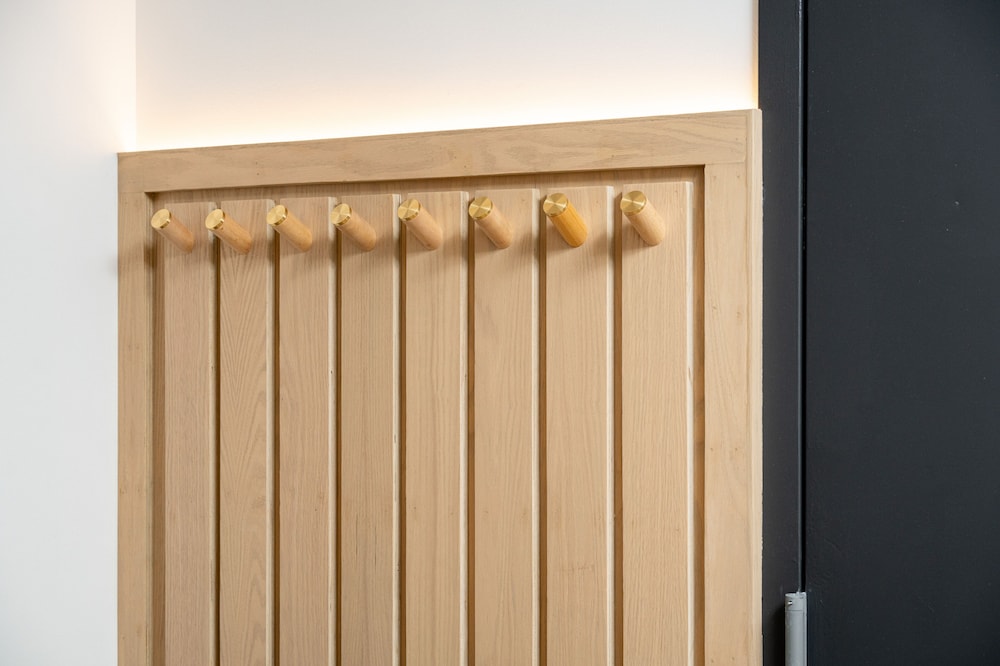 Majestic Midtown Escape: 2 Queens