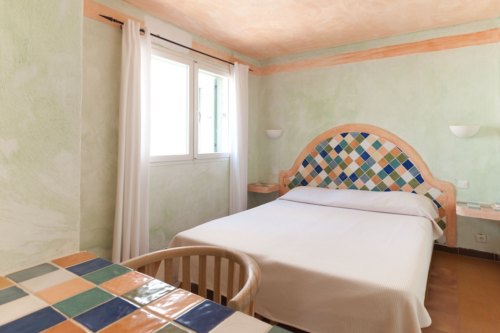 Suite, 2 Bedrooms, Kitchen