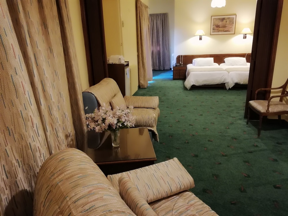 Suite photo 1