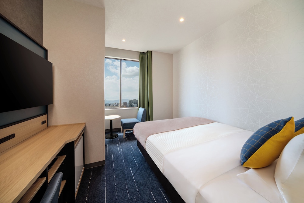 Standard Queen Room, Non Smoking (No housekeeping) photo 1