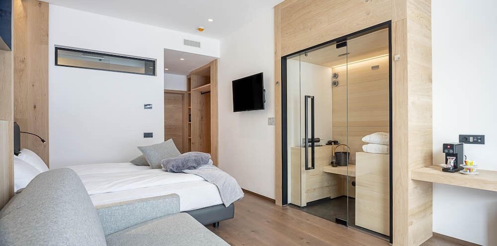 Exclusive Double or Twin Room, 1 Bedroom, Sauna, Mountain View photo 2