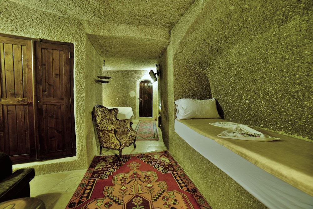 Cave Room photo 3