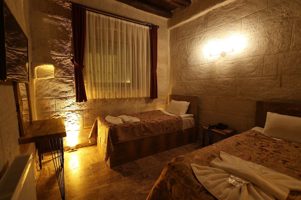 Basic Twin Room, 1 Twin Bed, City View