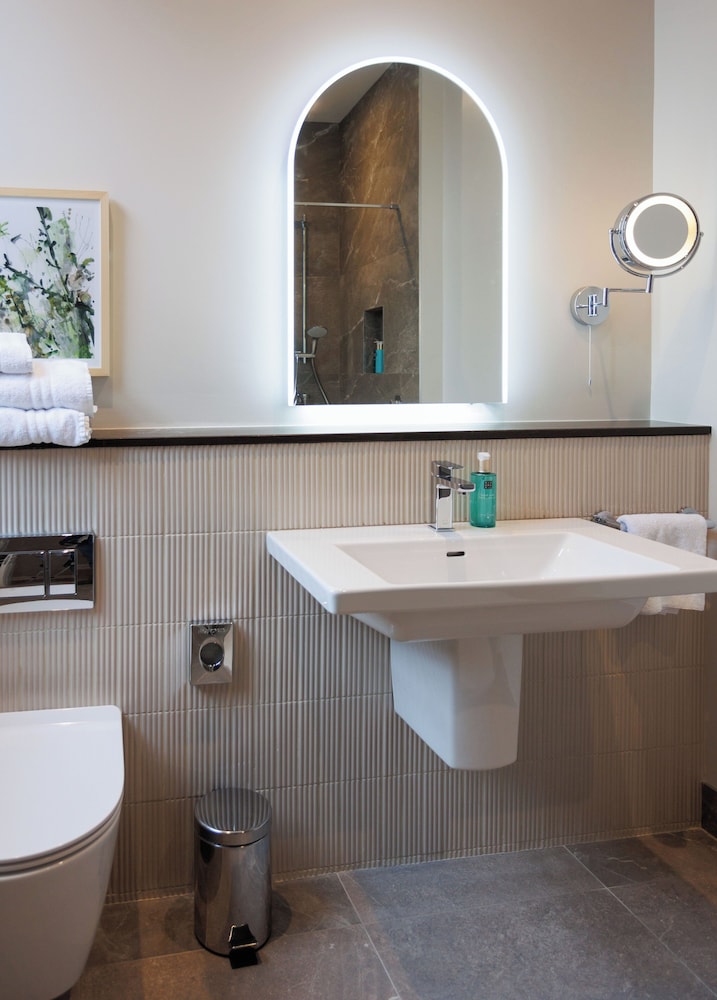Superior Double or Twin Room - Photo 4