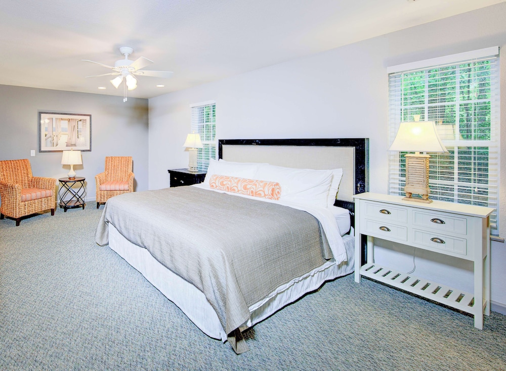 3 Bedroom Suite with Balcony