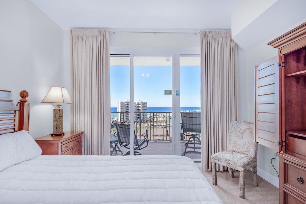 Condo, 1 Queen Bed (Ariel Dunes II 1003) photo 1