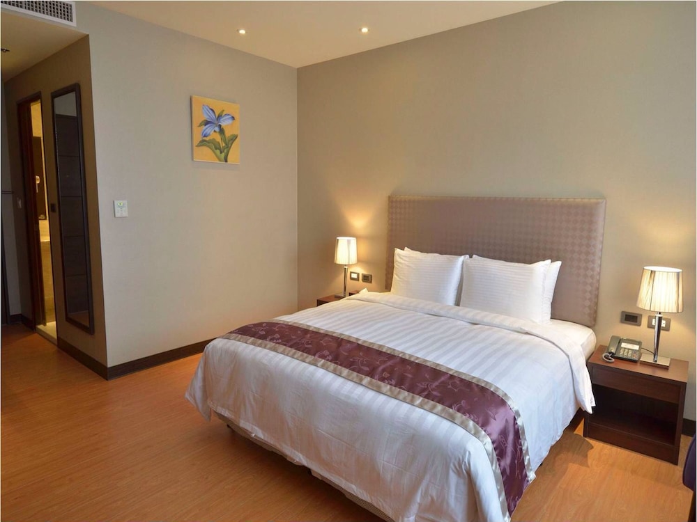 Standard Room photo 2