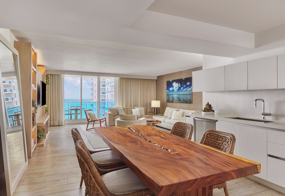 Room, Multiple Beds, Balcony, Ocean View