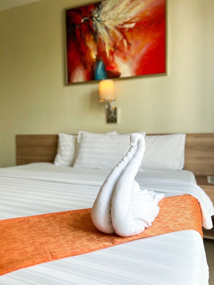 Superior Room, 1 King Bed photo 2