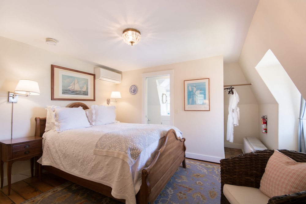 Standard Room photo 2