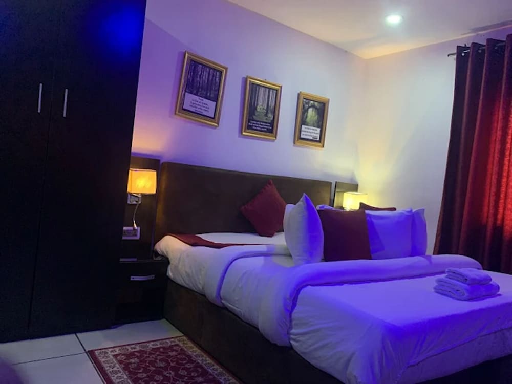 Deluxe Room - Photo 2