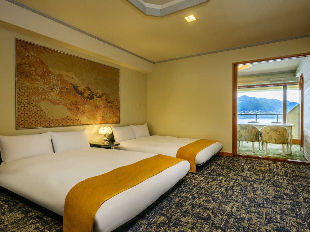 Deluxe Japanese Western (Ocean View)(Non-smoking)(For 7 to 8 Guests) photo 2