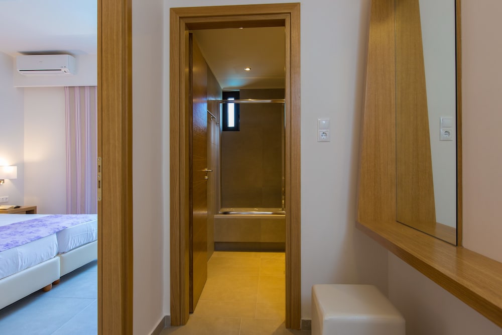 Available room