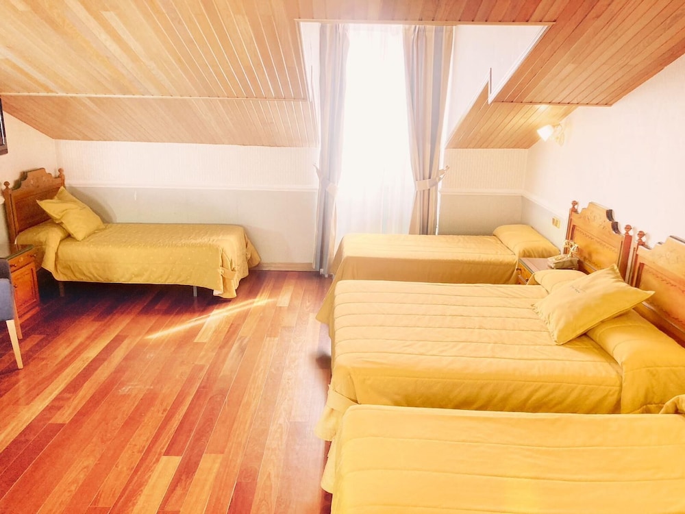Habitación Cuádruple Básica