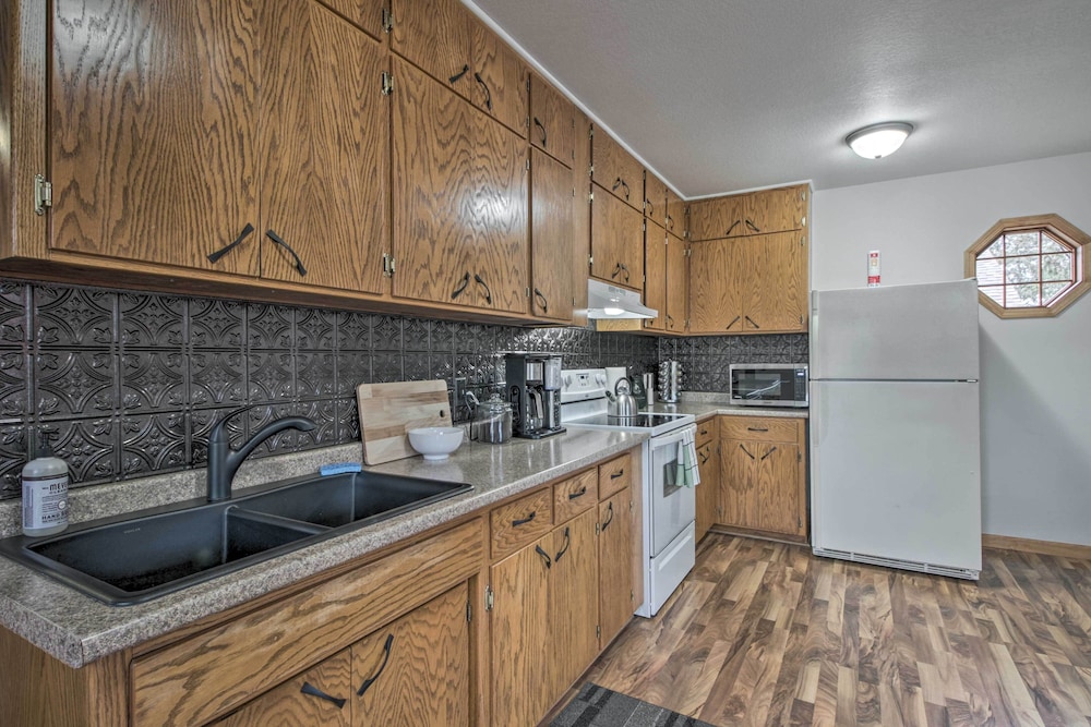 House (2 Bedrooms) photo 3