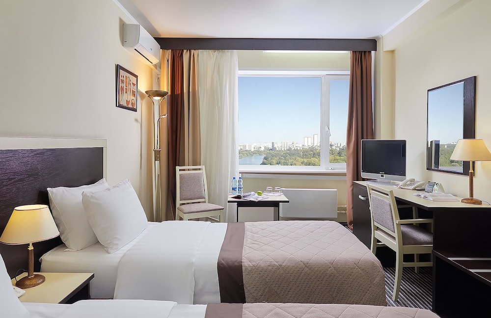 Business Twin Room, 2 Twin Beds photo 2