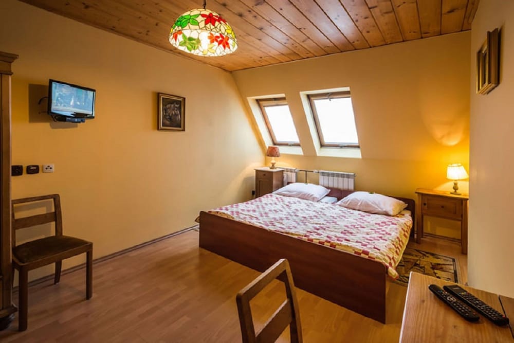 Triple Room, Multiple Beds, Non Smoking photo 1