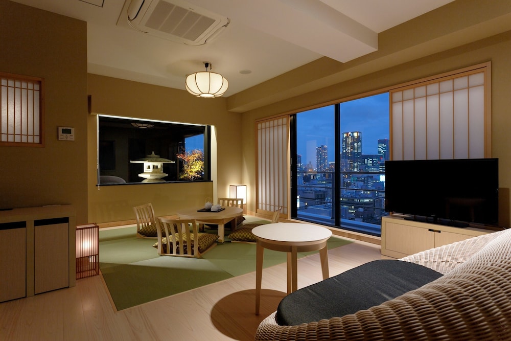 (Top floor) Premium Modern Japanese Room, Non Smoking photo 1