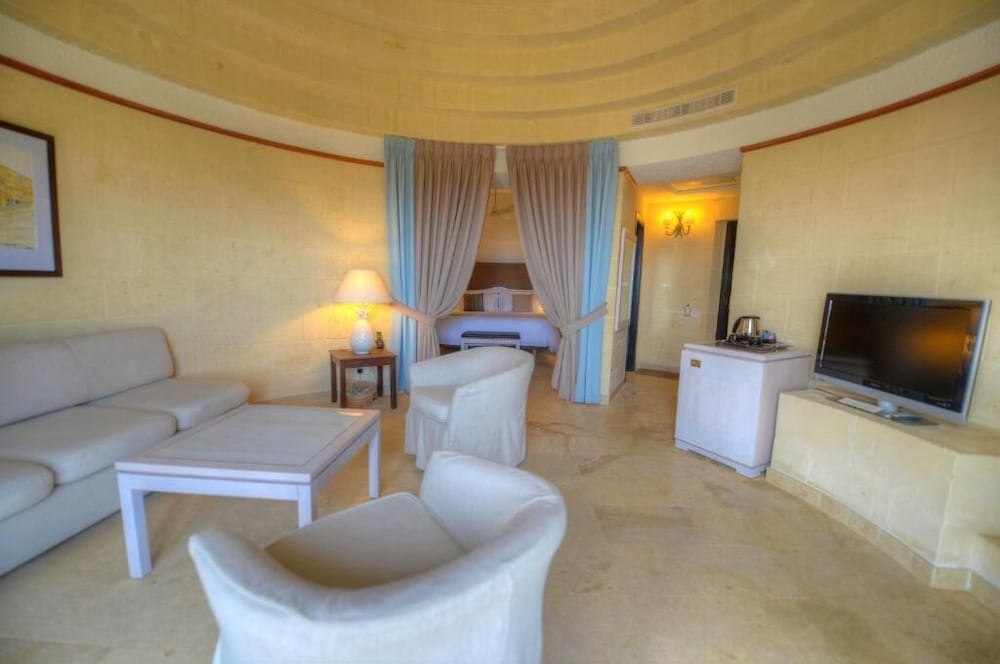 Studio Suite (Bungalow) photo 2