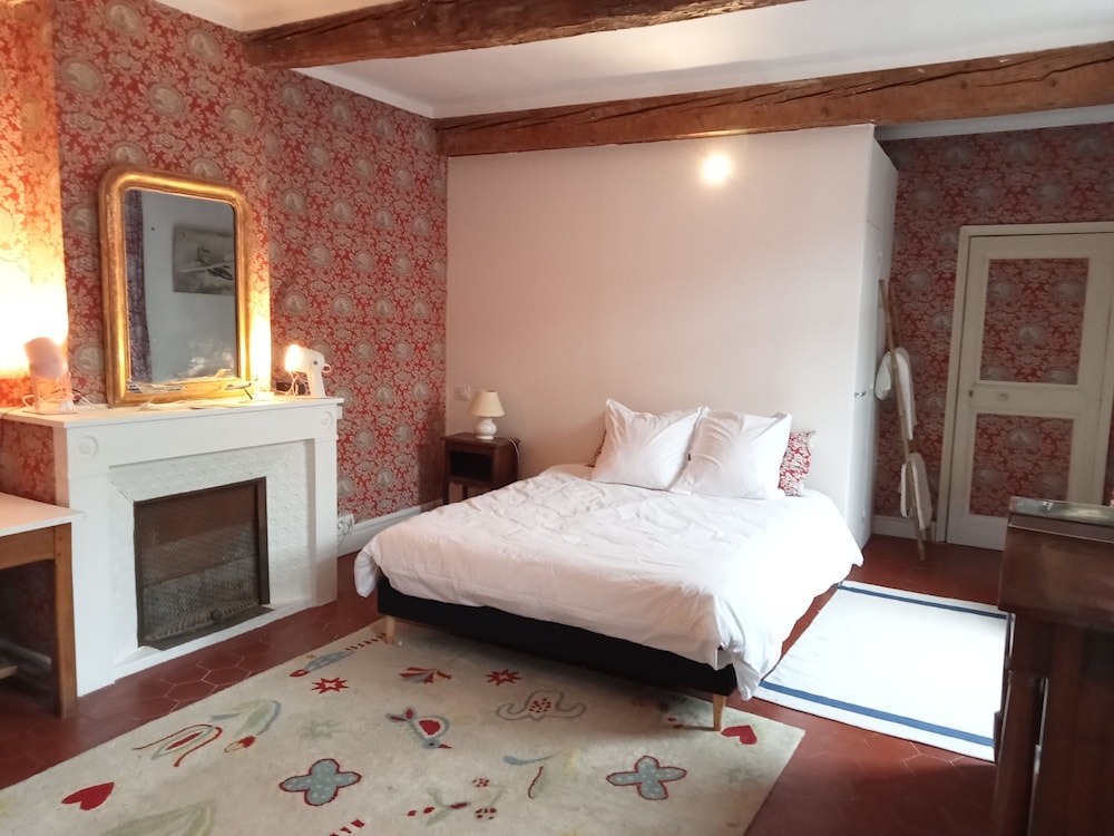 Classic Triple Room photo 1