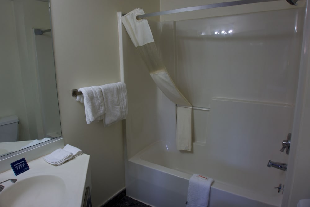 Suite, 1 Queen Bed, Non Smoking - Photo 5