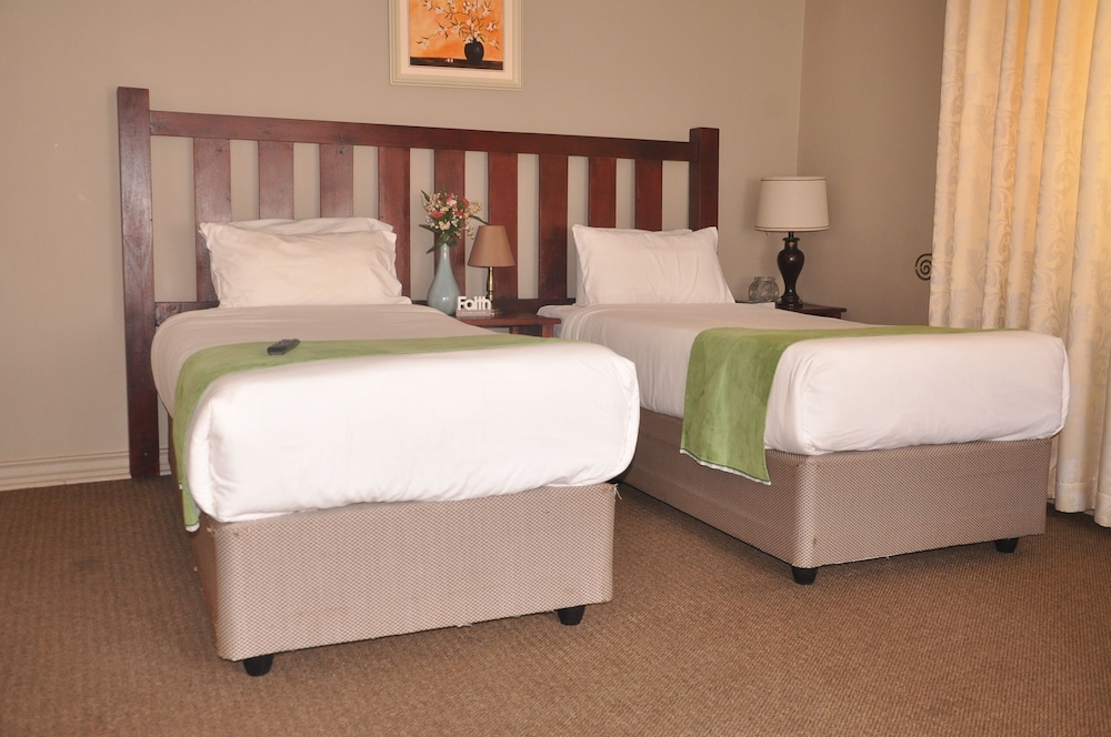 Standard Room photo 3