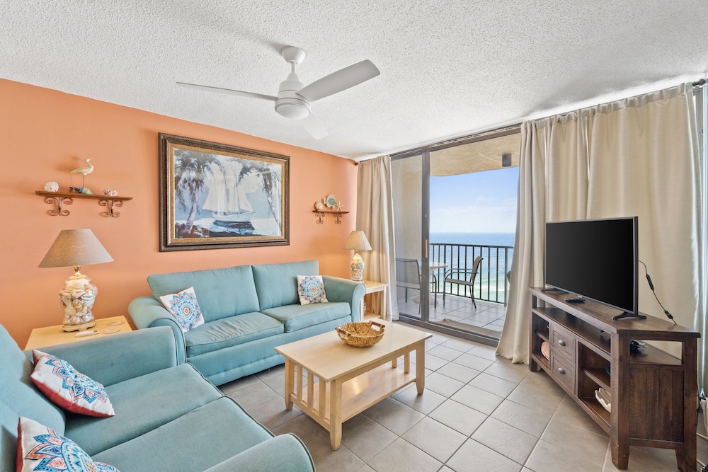 Condo, 2 Bedrooms, Ocean View (1007B)