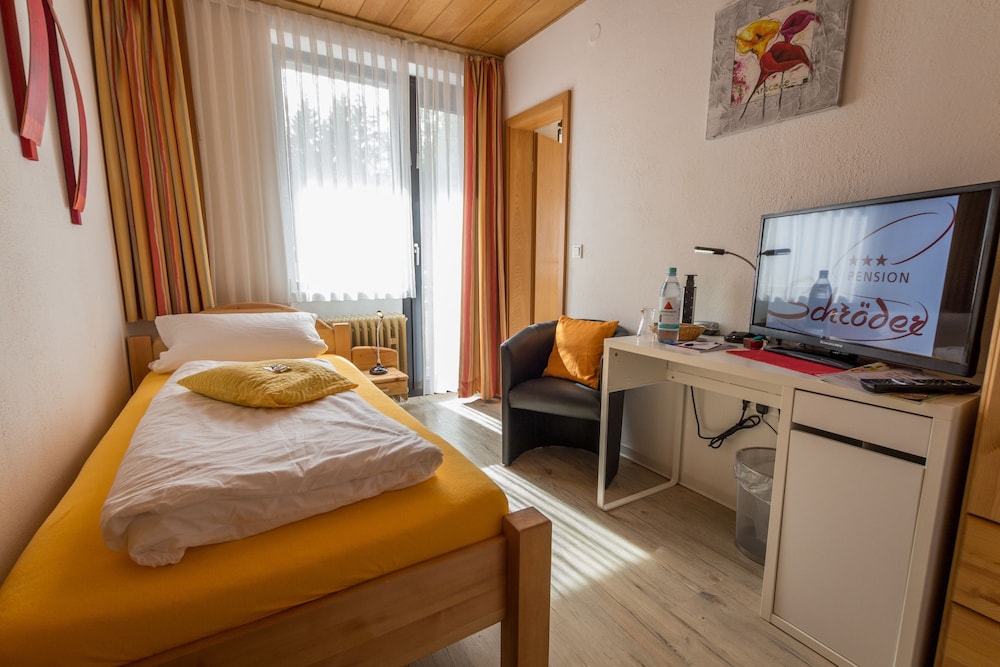 Single Room photo 3