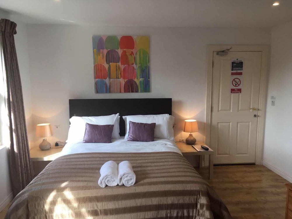 Deluxe Double or Twin Room, 1 Bedroom, Garden View photo 2