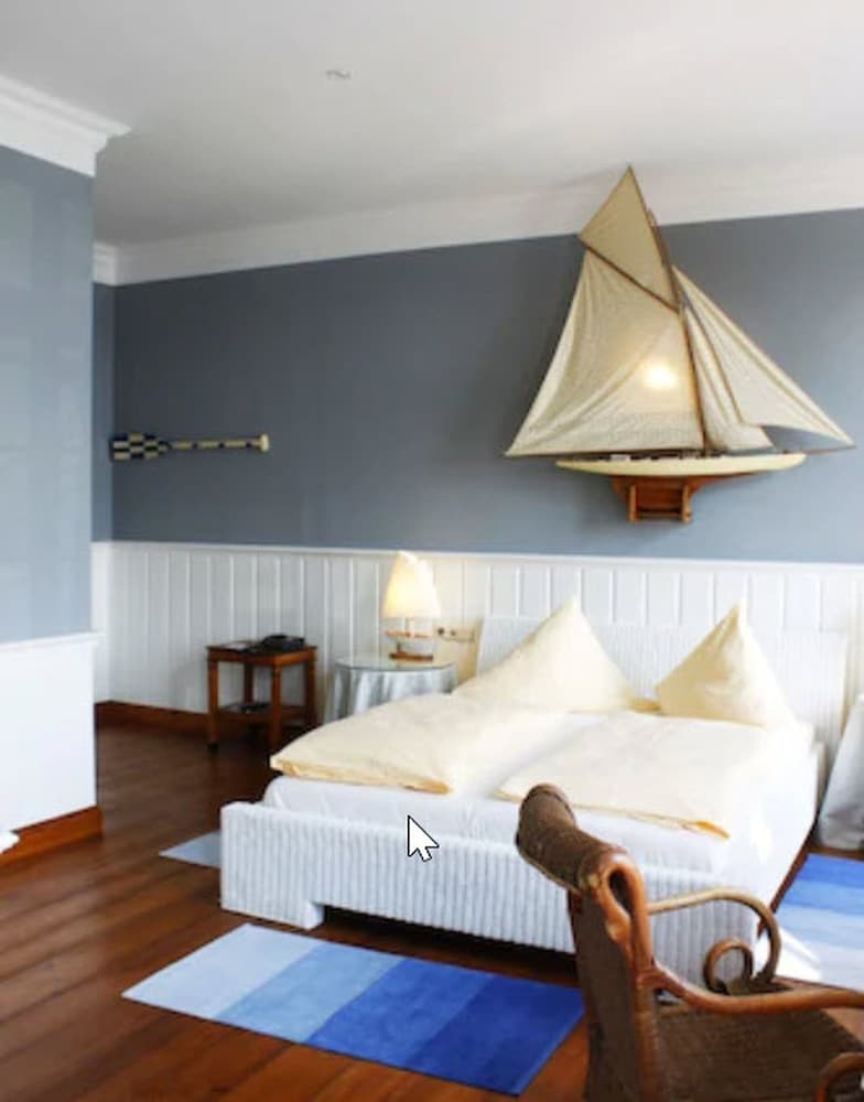 Single Room photo 3