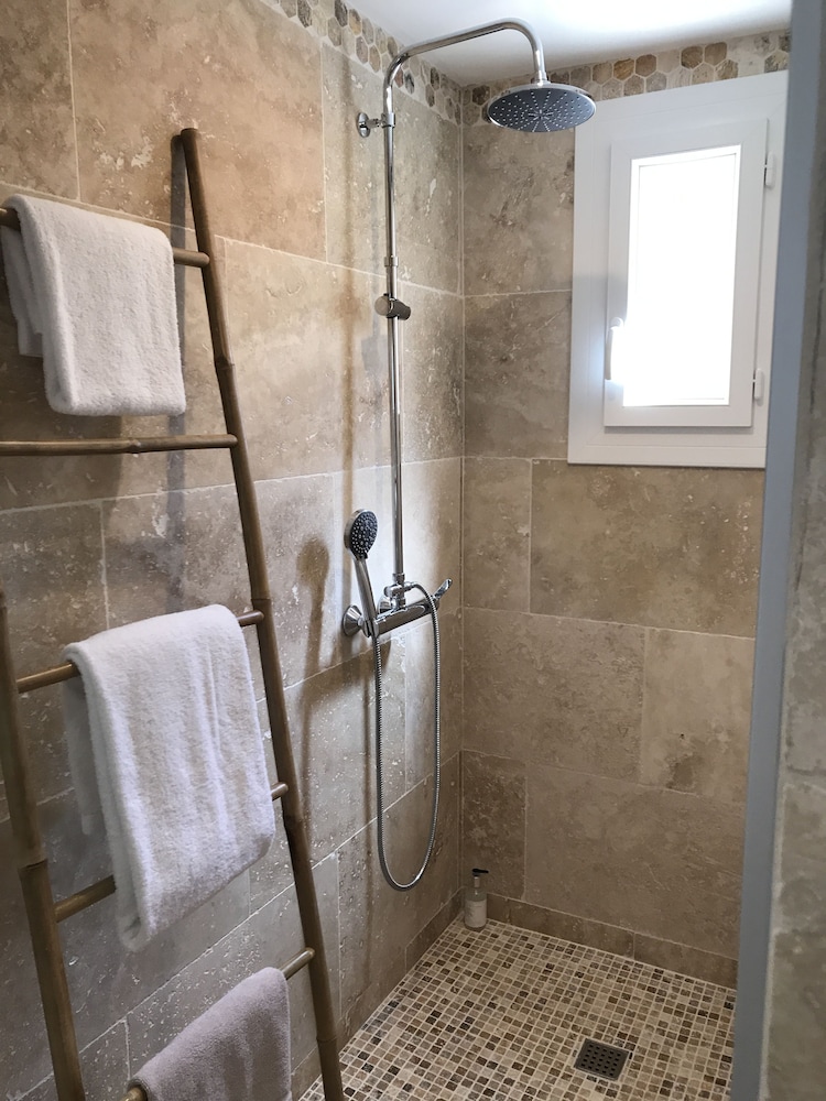 Suite Jacuzzi - Photo 2