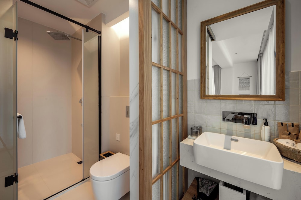 Comfort Double Room, Balcony, Garden View photo 2