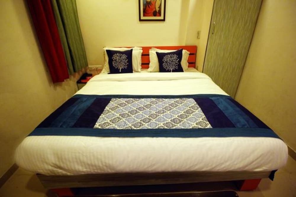 Deluxe Double Room, City View