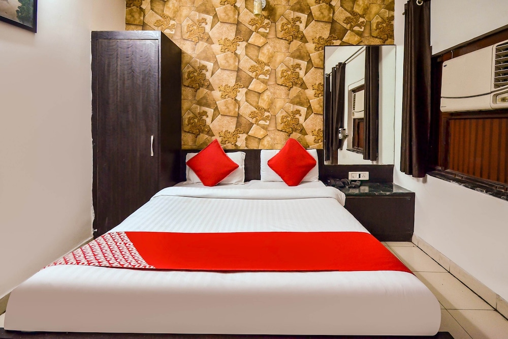 Deluxe Double Or Twin Room, 1 King Bed photo 3
